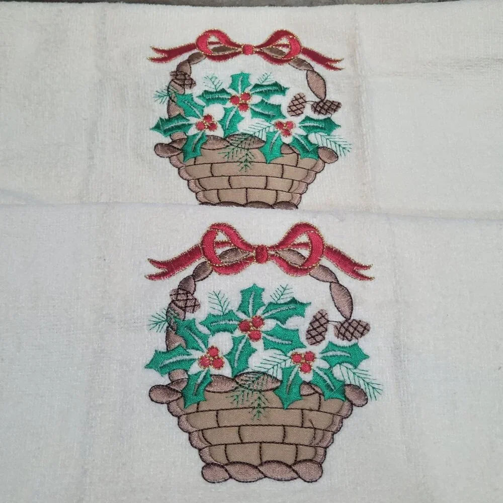 Embroidered Christmas Holiday Finger Tip Hand Towels Baskets Set of 2